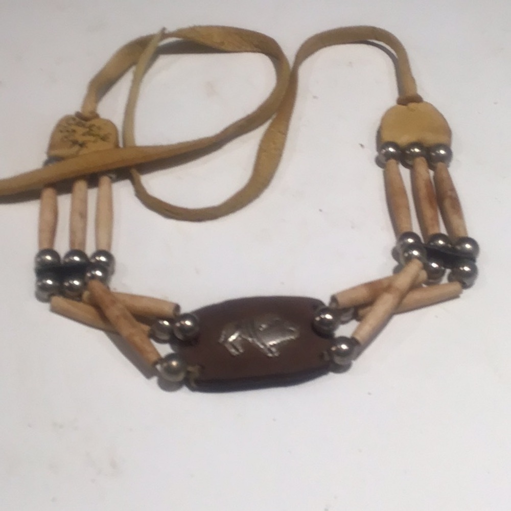 Western buffalo choker